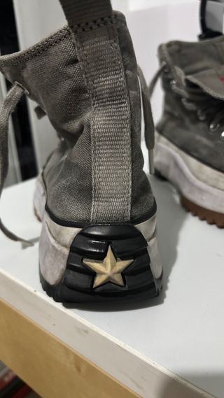 Converse Run Star Hike