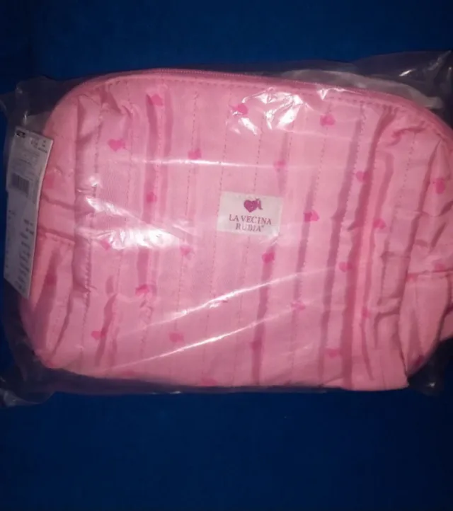 Neceser women`secret. La vecina Rubia . 21x20x11cm