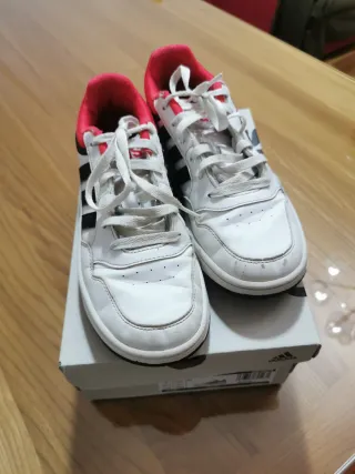 Scarpe Adidas Bambino 37 1/3 US 5 UK 4 Basketball