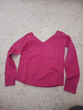 Jersey cuello pico rosa ajustado