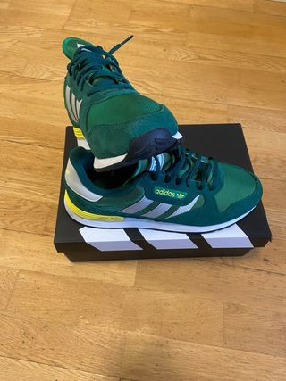 Zapatillas Adidas Verdes y Amarillas
