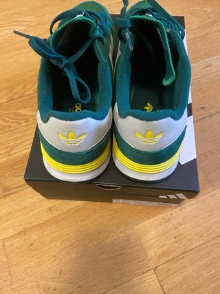Zapatillas Adidas Verdes y Amarillas