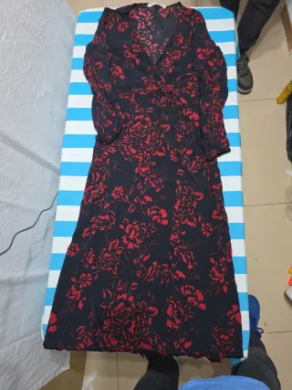 Abito Zara midi fantasia floreale nero/rosso tagli