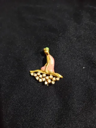 Precioso Broche de Bailarina