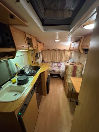 se vende caravana, camping,