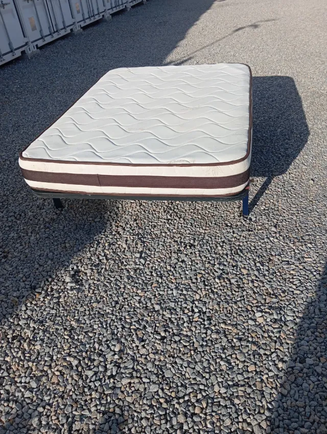 Letto completo 135x190 con sommier, materasso e trasporto