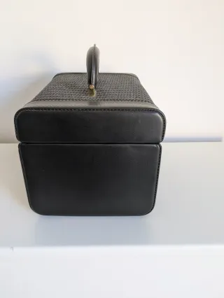 Beauty case in tessuto con chiave