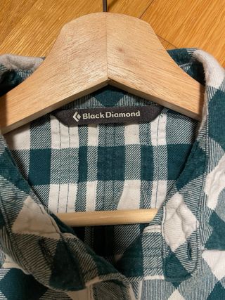 Camisa Black Diamond cuadros verde y blanco