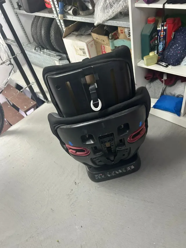 Cadeira de carro preta