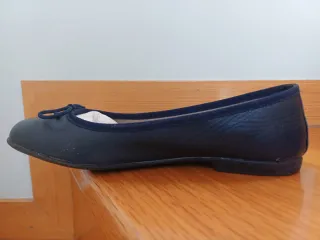 Manoletinas piel azul marino