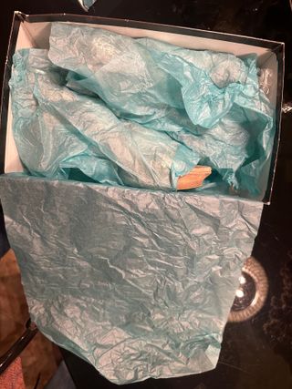 Zapatos de tacón dorados Stephen Allen