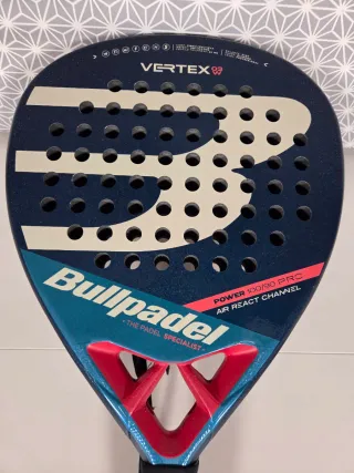 Pala Bullpadel Vertex 03 W