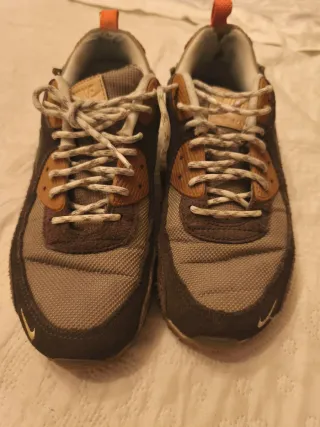 Nike Air Max 90 Marrones y Verdes