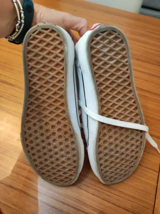 Zapatillas Vans, muy poco usadas 3/4 puestas