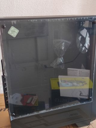 Caja PC Gaming MSI Negra Nueva