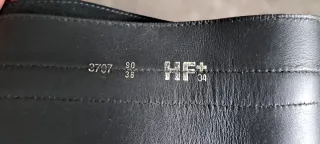 Cinturón de ante negro