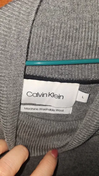 Jersey cuello cisne Calvin Klein Gris