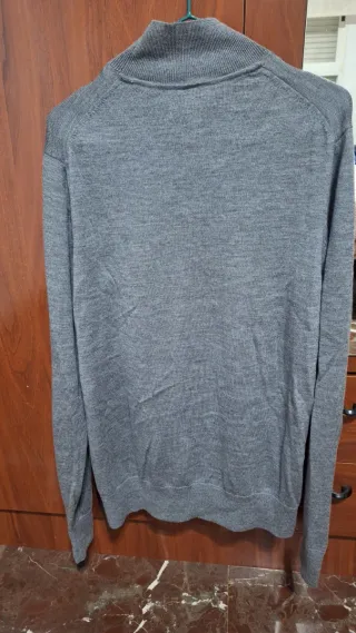 Jersey cuello cisne Calvin Klein Gris