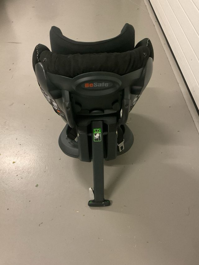 Seggiolino auto BeSafe IZI PLUS