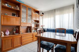 Piso en venta en Sant Ildefons en Cornellà de Llobregat