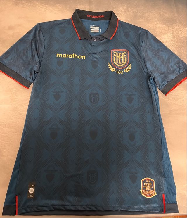 Camiseta Ecuador Marathon 100 Años