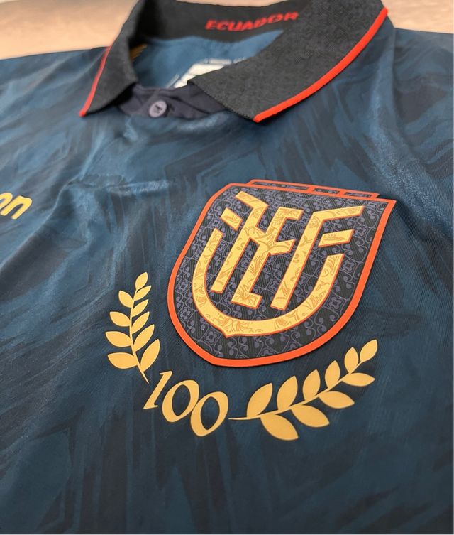 Camiseta Ecuador Marathon 100 Años