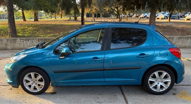 Peugeot 207 2007