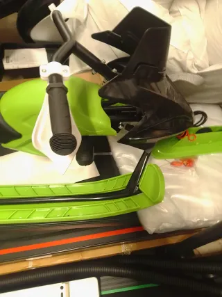 Trineo de nieve infantil verde