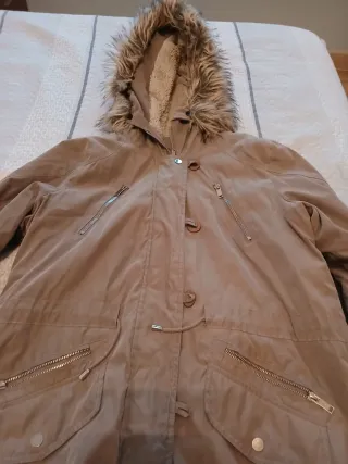 Chaqueta parka beige mujer