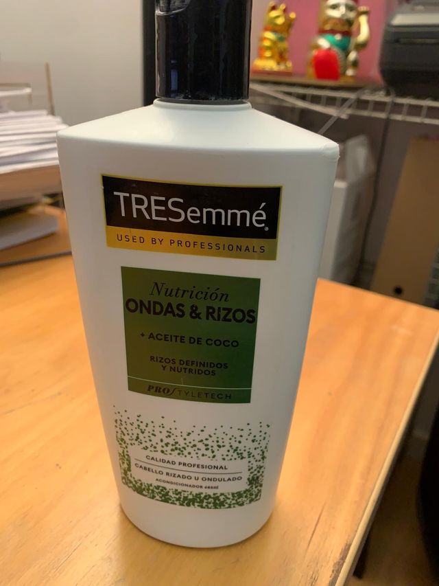 Condizionatore TRESemmé Onde & Ricci