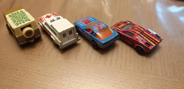 Lotto 4 auto Majorette  rif754