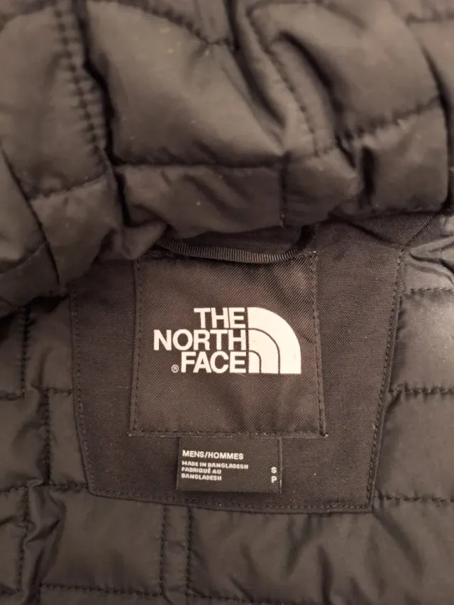 Parka The North Face Nera con Cappuccio