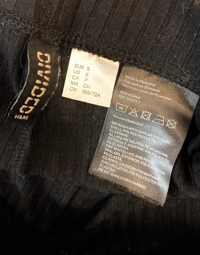 Pantalón acampanado H&M negro