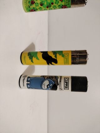 Pack 30 • 4 Accendini Clipper animali