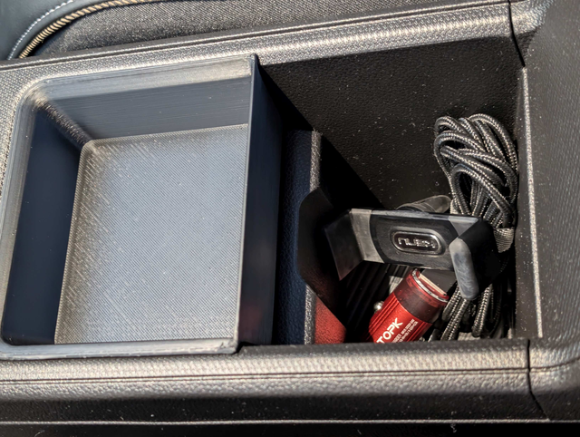 Guantera consola central Renault 5 e-tech