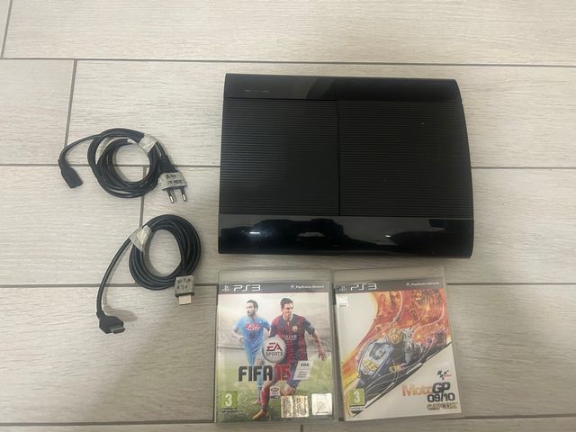 PlayStation 3 + 3 controller e alcuni giochi