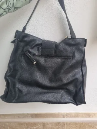 Bolso Mariamare Negro con Tachuelas
