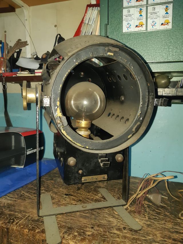 3 Focos Estudio Fotográfico Años 40