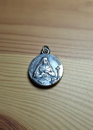 Medalla M.Corazón de Jesús con reliquia