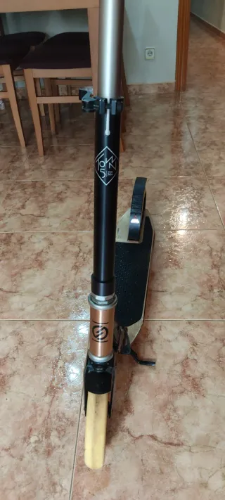 Patinete adulto, casi sin usar