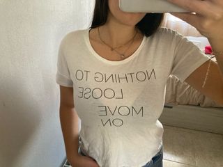 Camiseta Blanca Kiabi con Mensaje