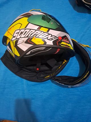 Casco Scorpion EXO R1 Bautista