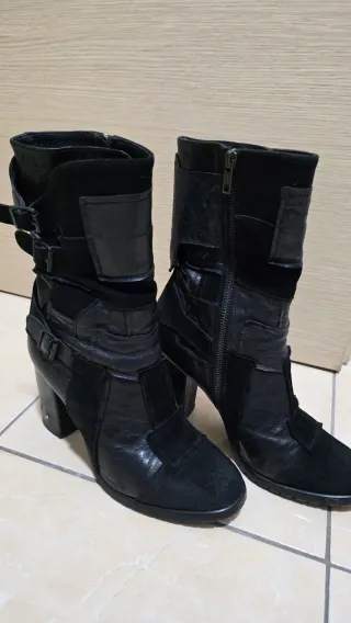 Stivali Fornarina pelle e camoscio n.39