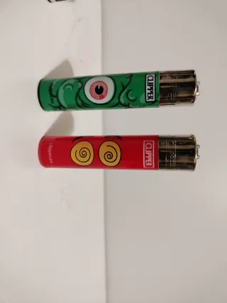 Pack 31 • 4 Accendini Clipper