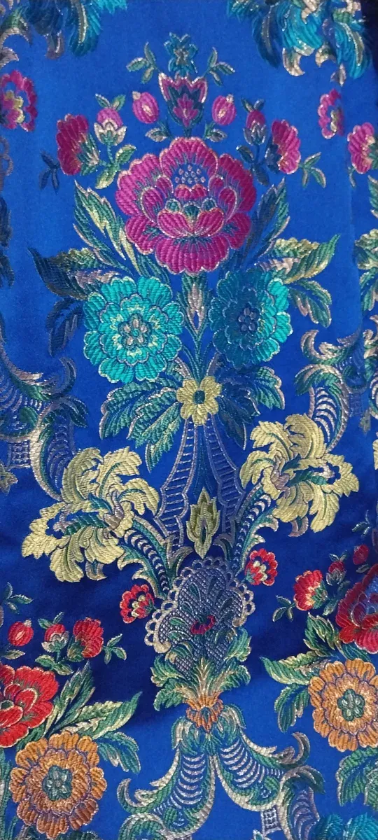 Traje de Fallera con zapatos talla 38.