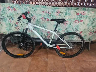 Bicicleta RUNFIT 21SP M605 Negra/Roja