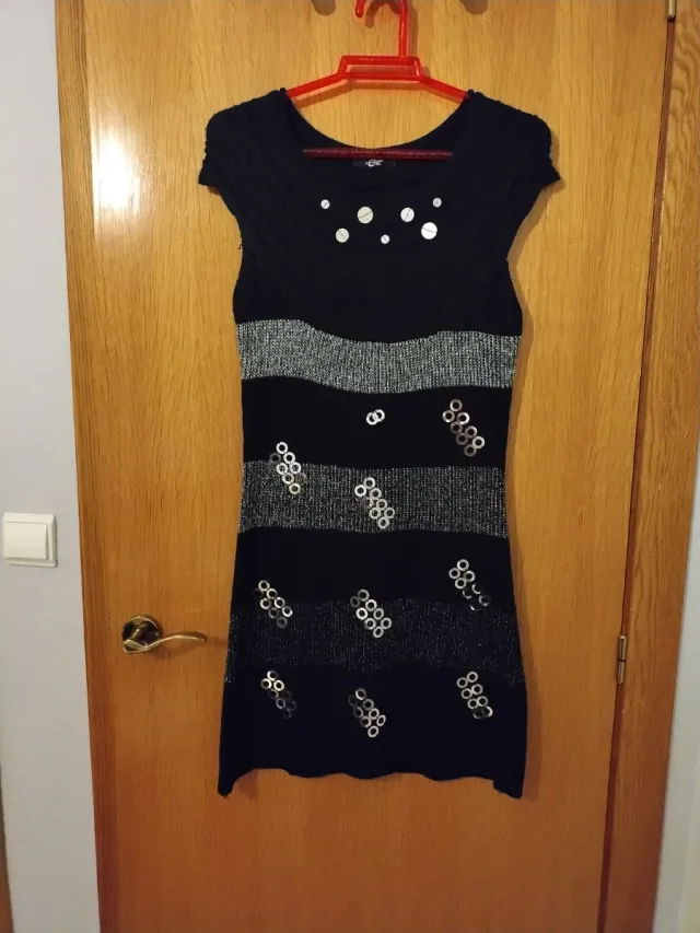 Vestido fiesta negro y plateado