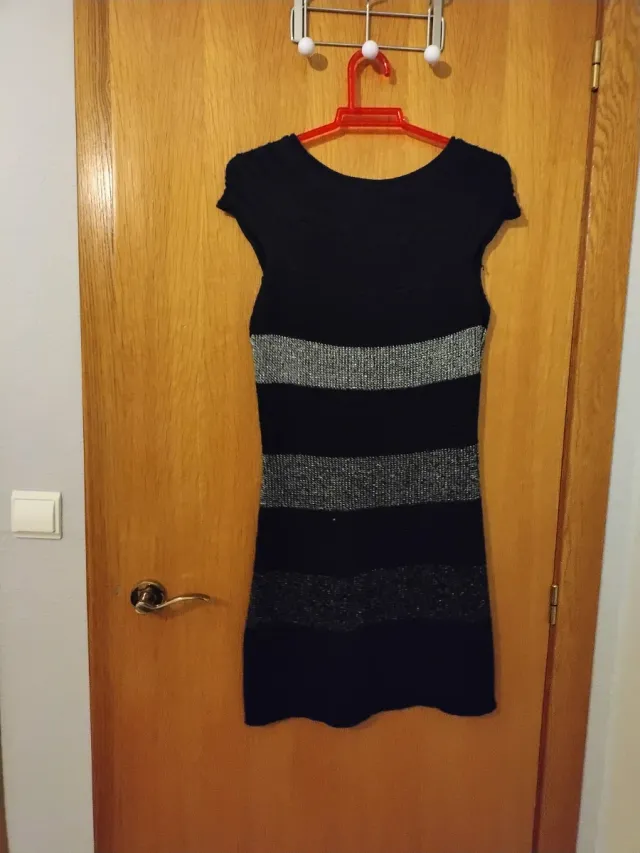 Vestido fiesta negro y plateado