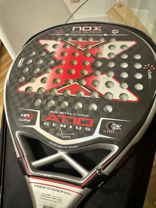 Pala de pádel AT.10 Genius Agustín Tapia