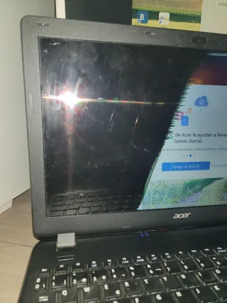 Portátil Acer (Para Piezas/Monitor). VENDO URGENTE